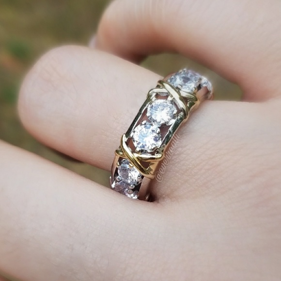 everrealli Jewelry - Two Tone X O Eternity Wedding Band Ring